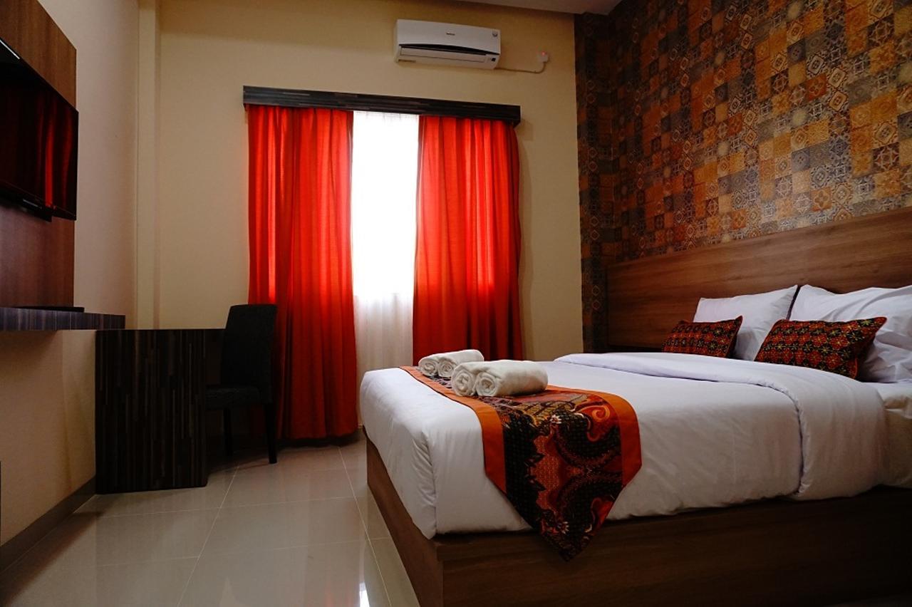 New D'Dhave Hotel Padang  Dış mekan fotoğraf